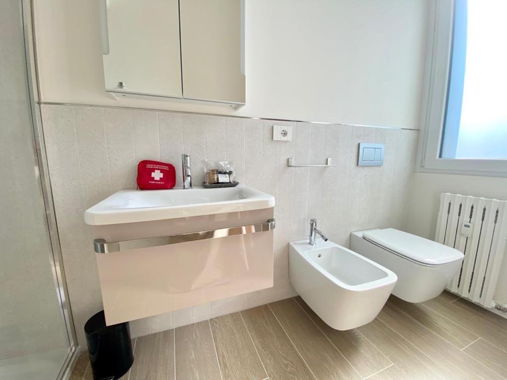Kibilu - Viale Regina Margherita Milano Exterior foto