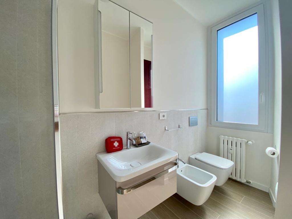 Kibilu - Viale Regina Margherita Milano Exterior foto